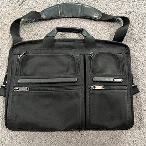 TUMI 26516D4 Compact Large Screen Nylon & Leather Computer Brief Case Black EUC